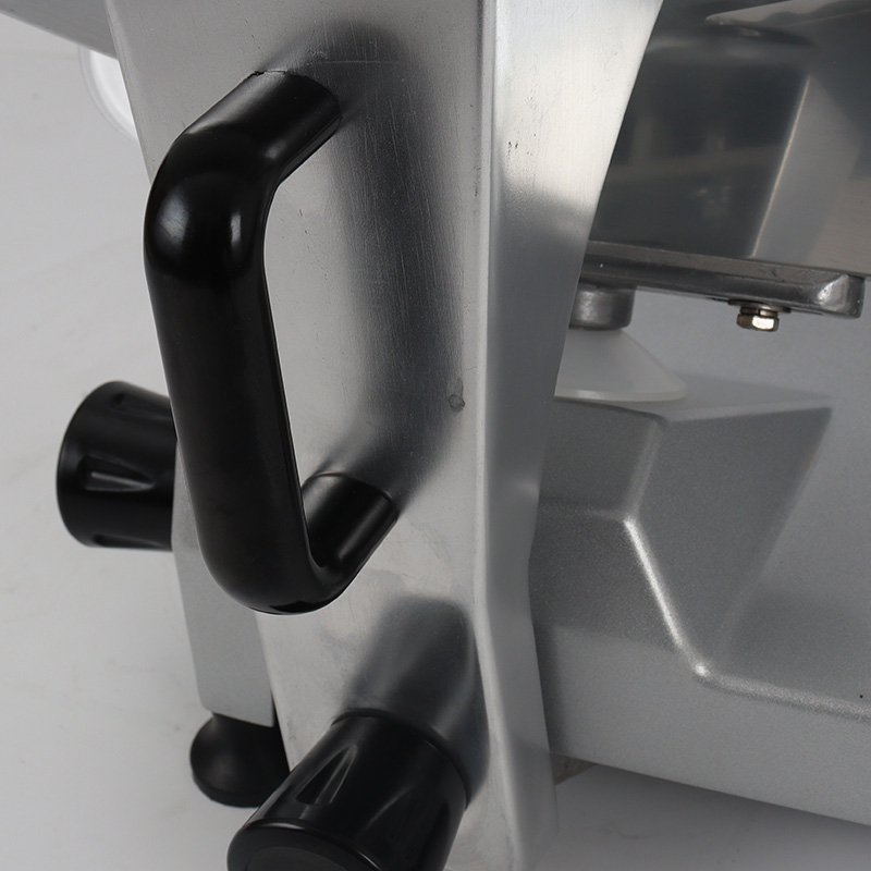 Gewerbliche Restaurant-Fleischschneidemaschine aus Druckguss-Aluminiumlegierung und Gehäuse aus lackiertem Edelstahl